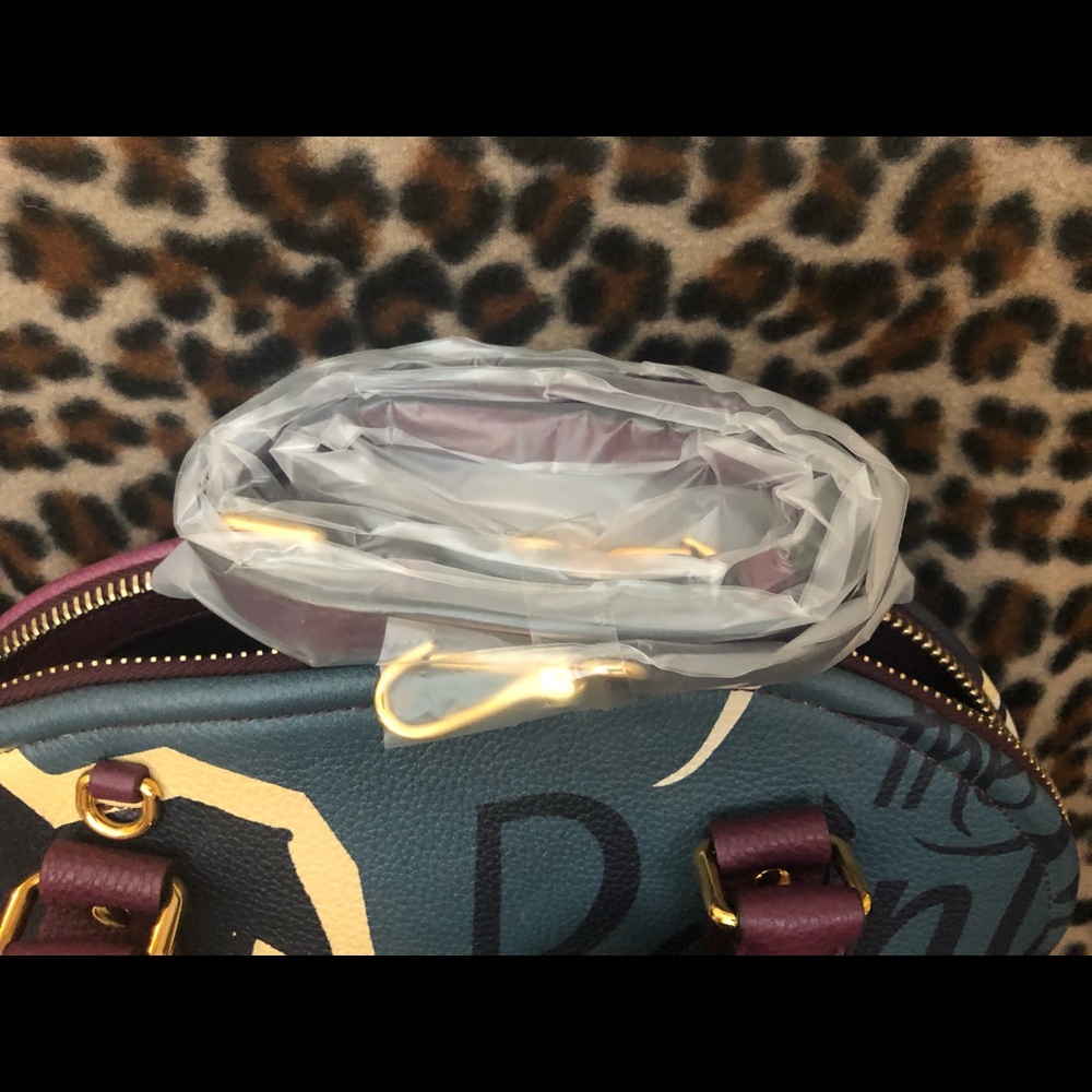 NWT Burberry Bag - Picture 4 of 5